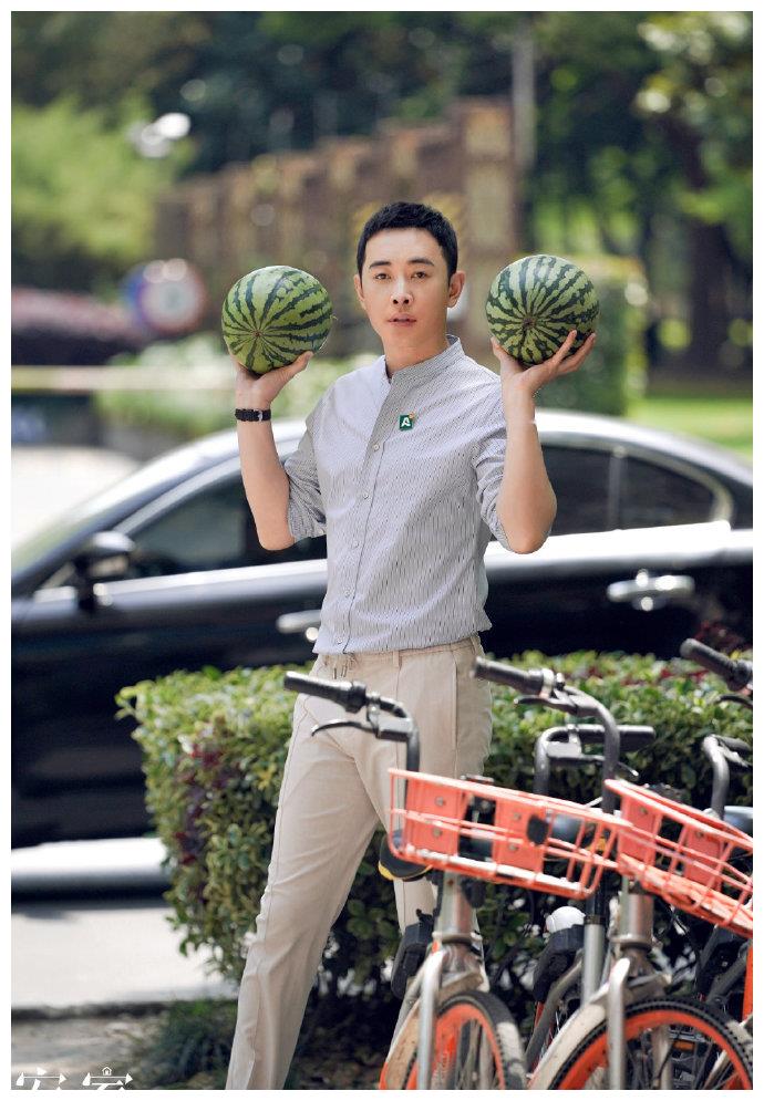 房似锦和徐姑姑谁的经济条件更好,你看好他们走到一起吗