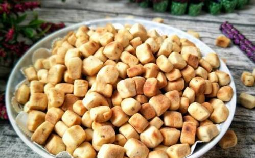 河南这两个地方用土做馍，网友看了：原来“吃土”是从这儿来的！休闲区蓝鸢梦想 - Www.slyday.coM