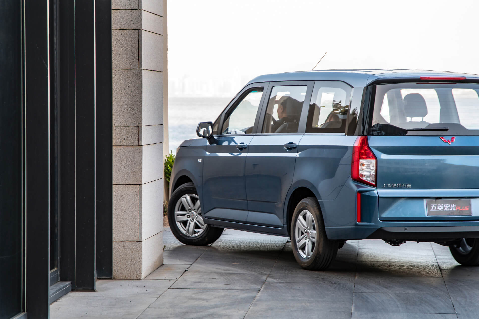 五菱宏光plus营运版来了跑货拉拉的首选