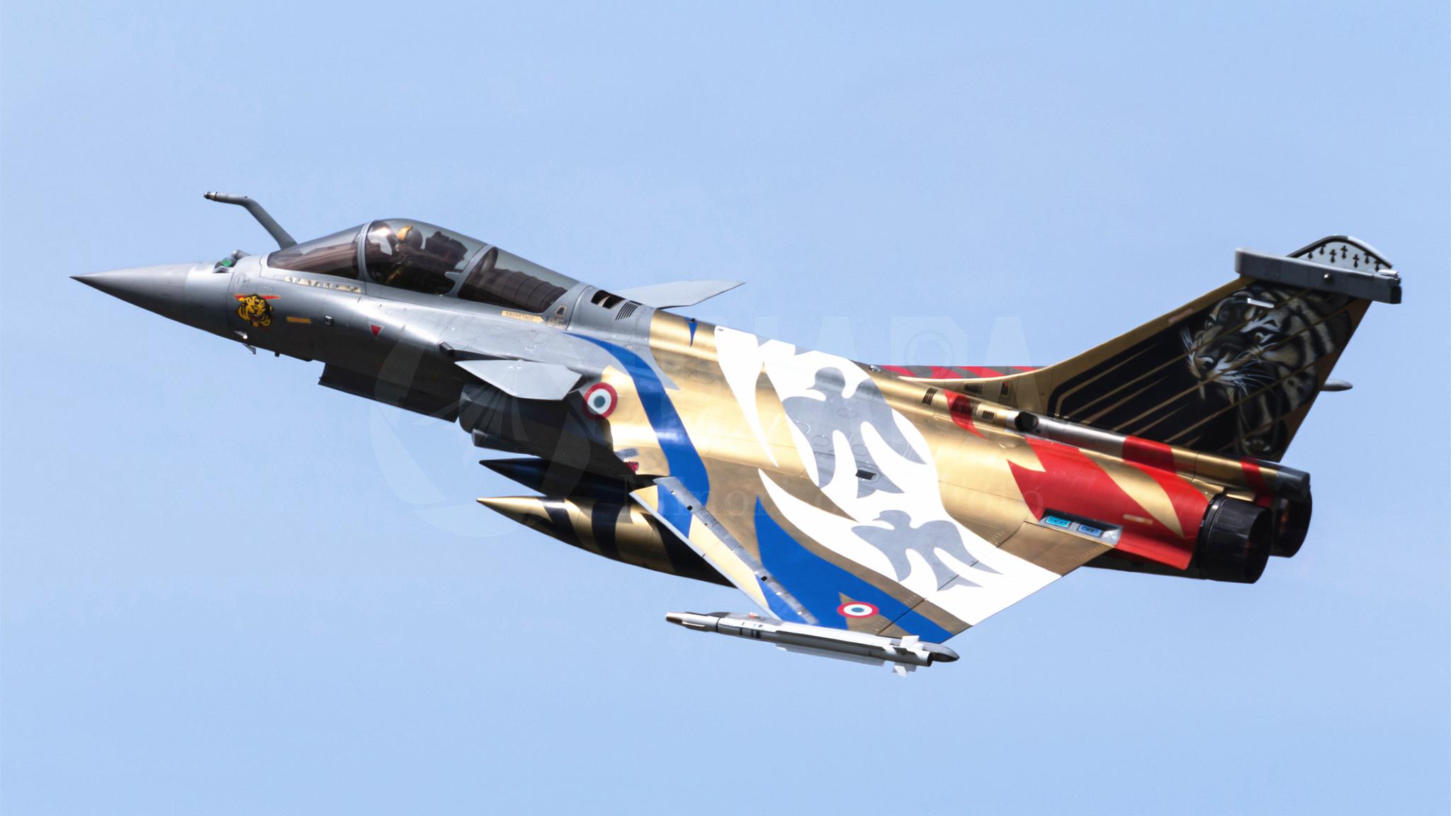 首次明确涂装也是战斗力!中国空军颁发相关规定,一切瞄准实战