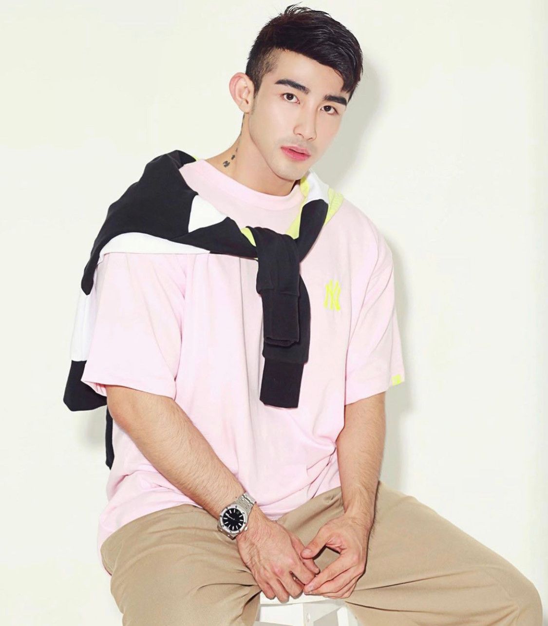 又是越南天菜男模!那里的帅哥真的很多吗?_高清图集_新浪网