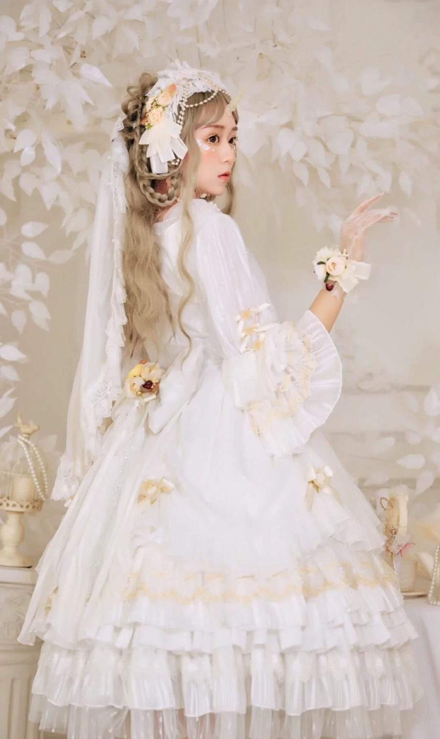 "茶会款"洛丽塔:蕾丝精致,发梳温柔,看到蝴蝶结惊艳辽!