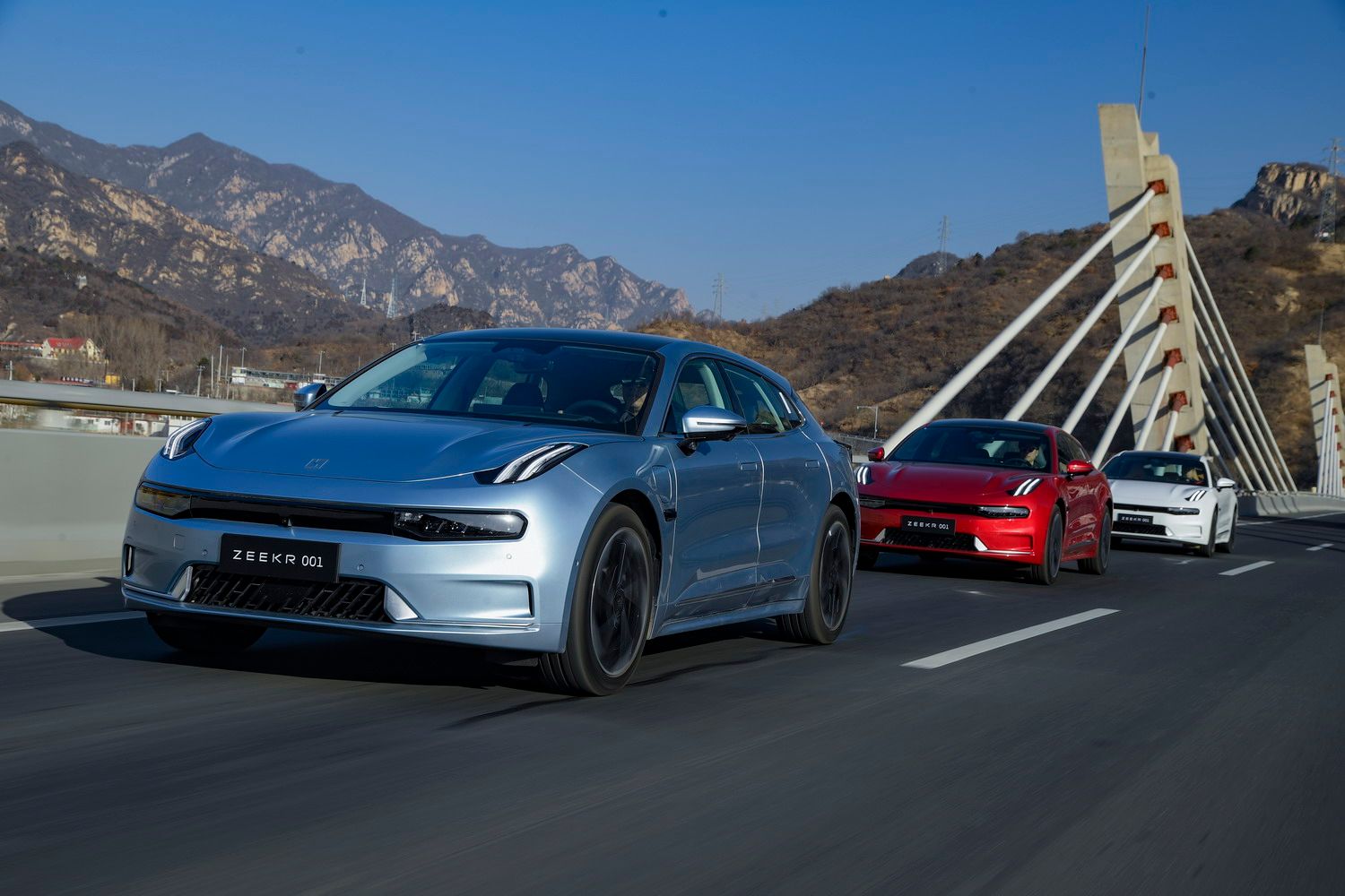 体验极氪001零度环境真实续航-新浪汽车