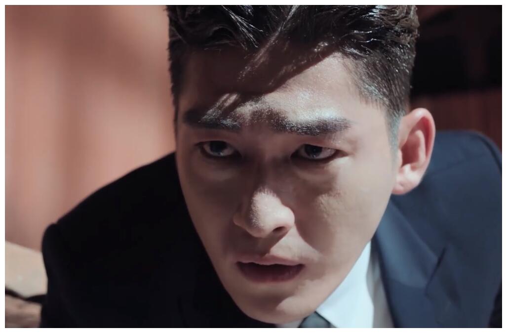 丁凯上班像历劫,丁大副不愧是你,原来丁凯是个打星__财经头条