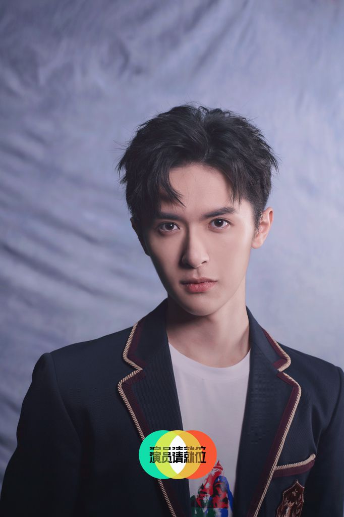 张逸杰演员请就位2今日官宣02打破定义重塑演艺新生命
