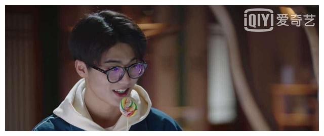 现代篇:女老板追爱高冷总裁,鞠婧祎造型美翻了|如意芳霏|鞠婧祎|徐晋