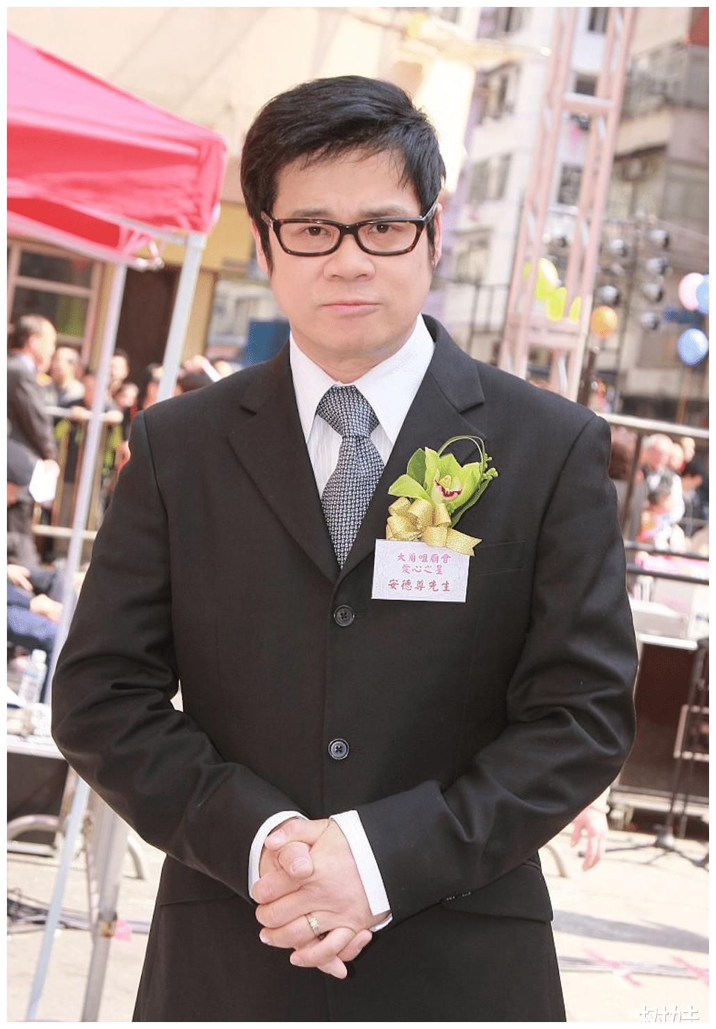 tvb隐形富豪安德尊罕聊感情默认与助理交往20年坦言无意结婚