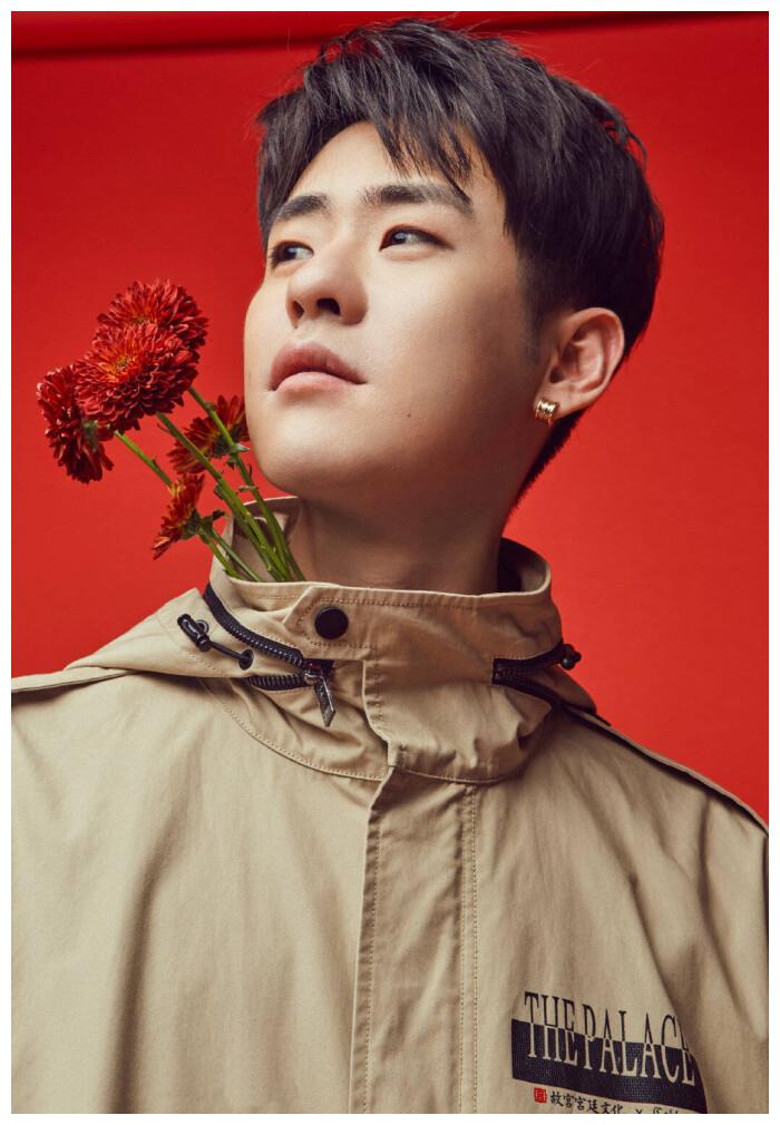 这次必须带着御子才能出席张云雷粉丝见面会,从心理上看,对粉丝也是一