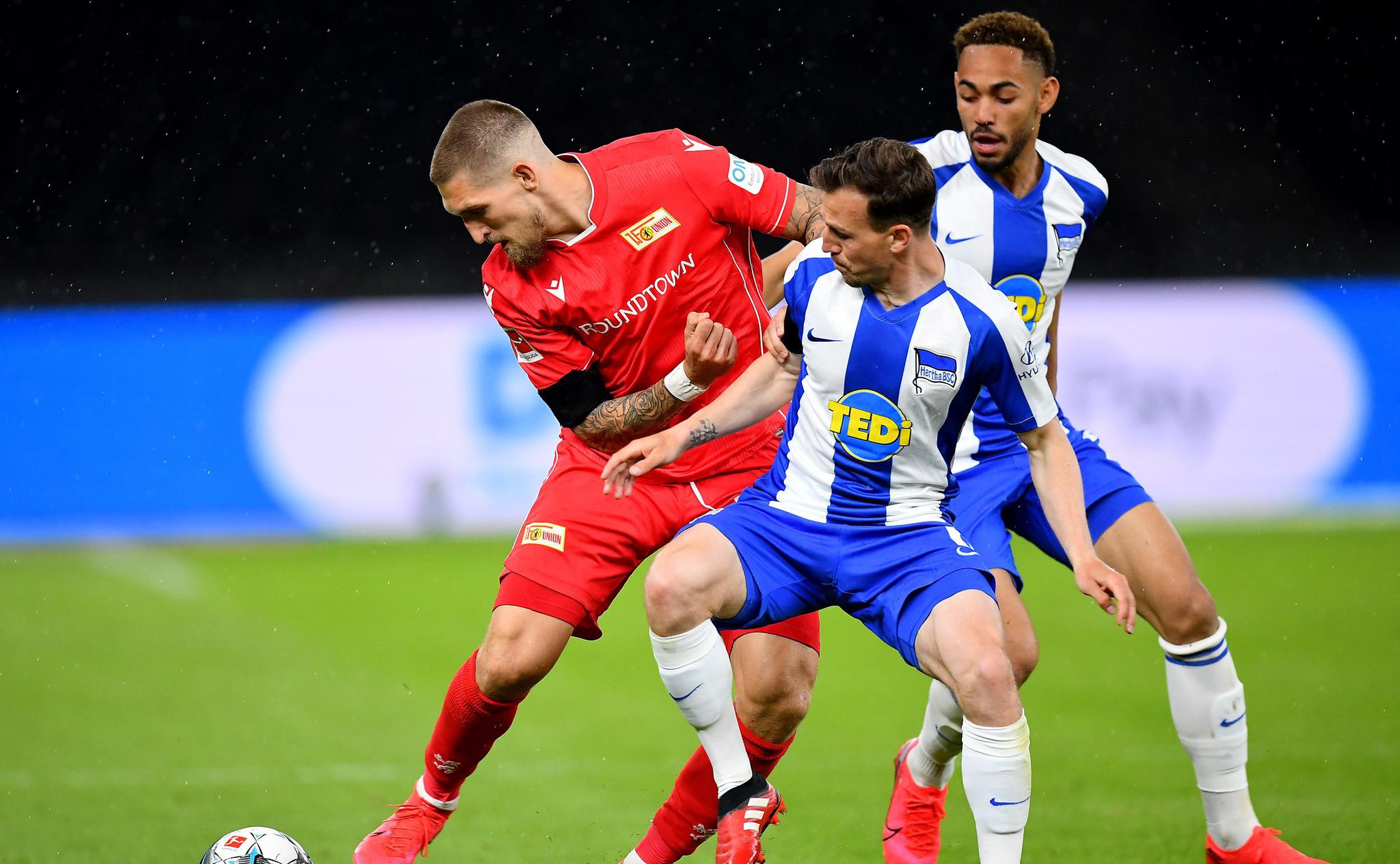 当日,在2019-2020赛季德国足球甲级联