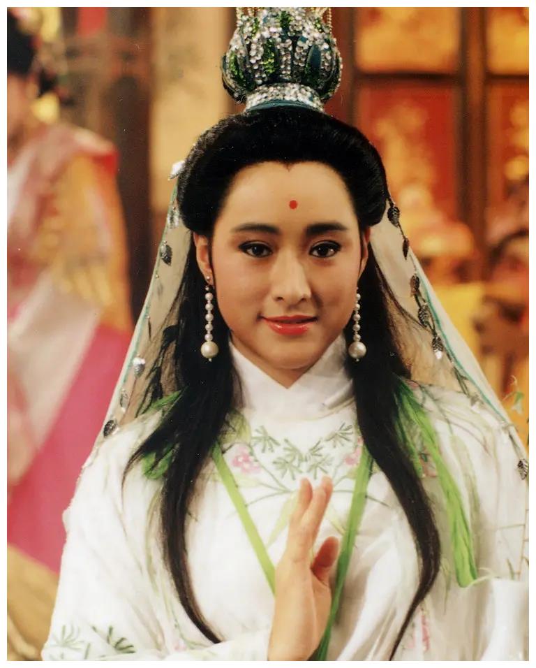 《新白娘子传奇》中都有哪些高颜值美女,我们来捋一捋