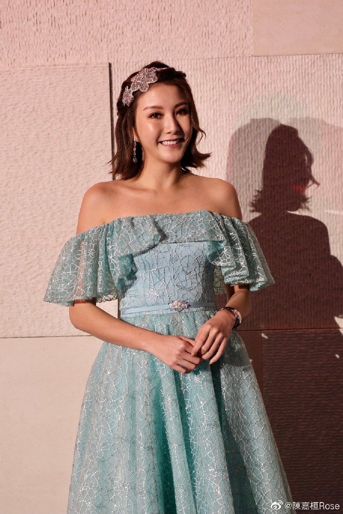 美少女陈嘉桓迷人写真美照很好看啊