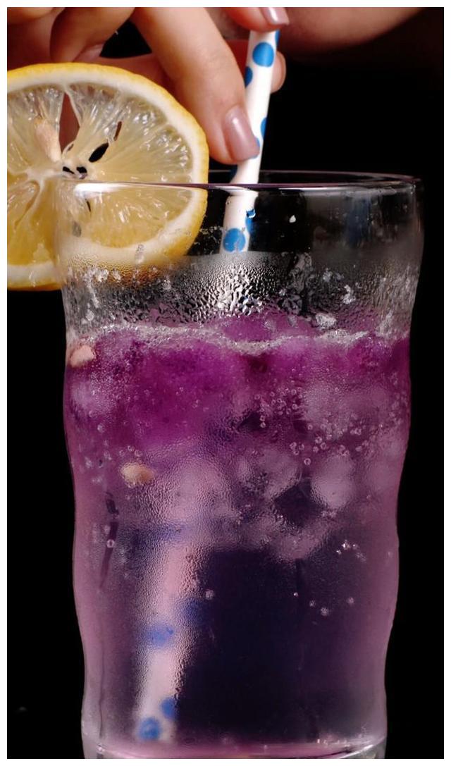 超高颜值梦幻星空水__财经头条