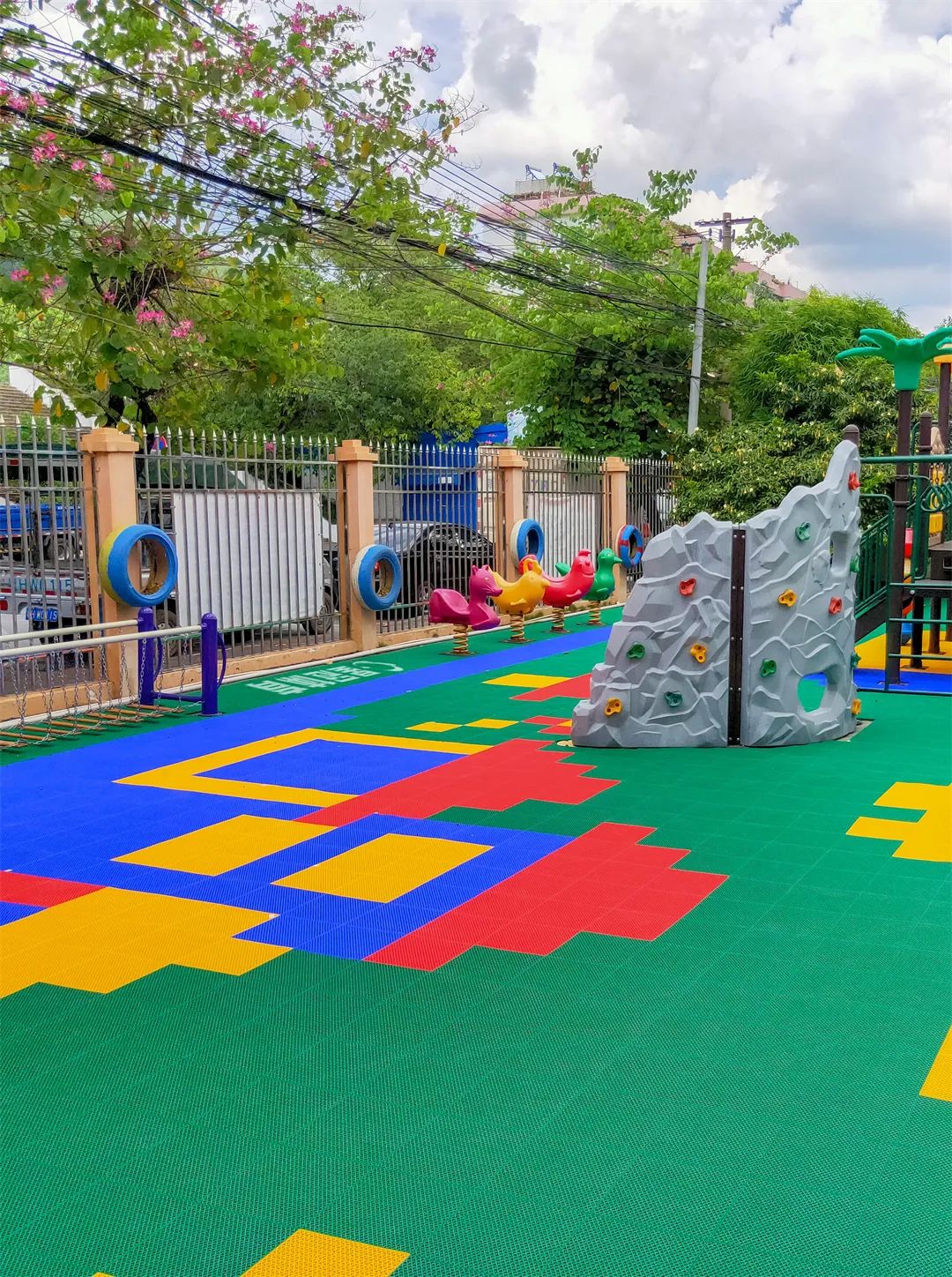 广东肇庆这所幼儿园,室外设计的太漂亮了!