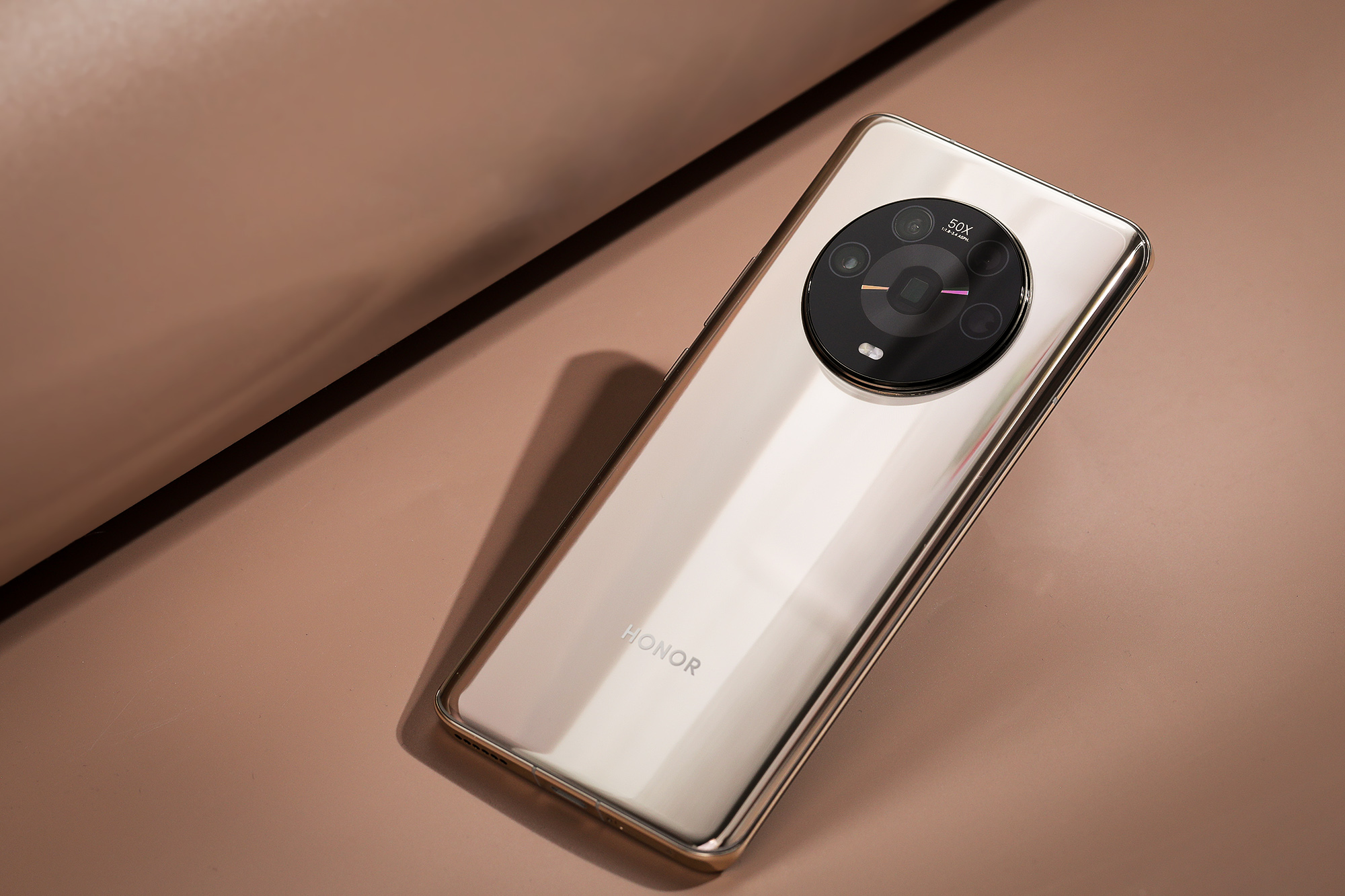 荣耀magic4图赏首款支持ltpo高频pwm调光的旗舰手机