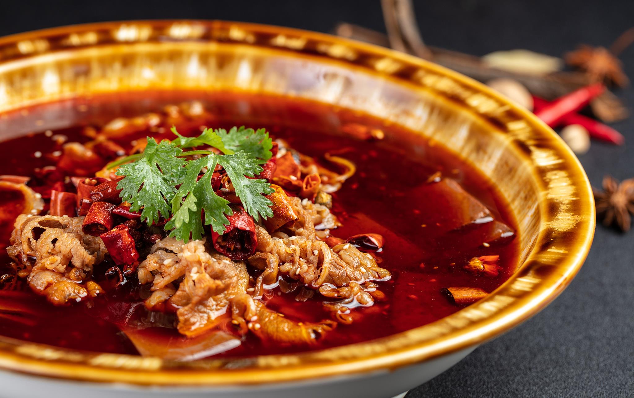 大厨教名菜毛血旺正宗做法简单几招麻辣烫香地道的川菜