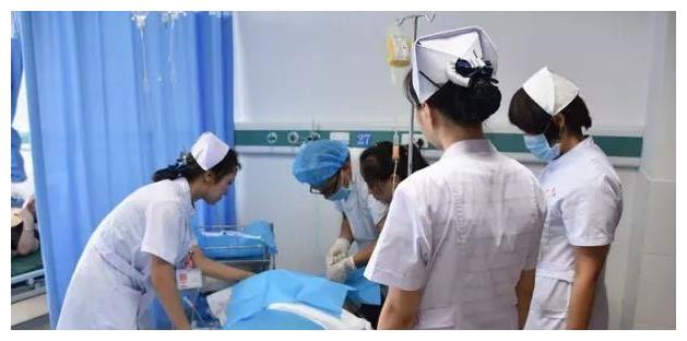 36岁女子吃月饼晕倒，医生：3种食物是天然“降脂剂”，不妨多吃休闲区蓝鸢梦想 - Www.slyday.coM