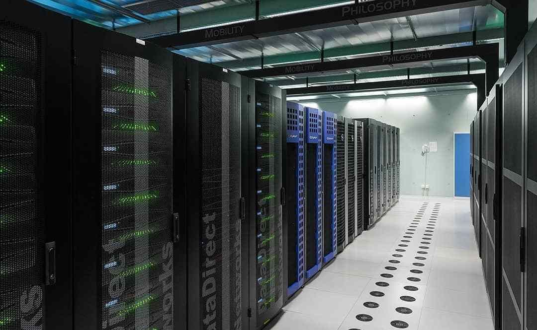 让人心情舒畅的整洁！各种机房，数据中心实景图_新浪新闻