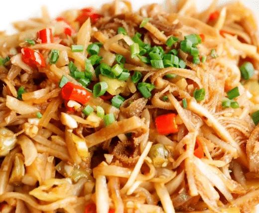 酸萝卜炒牛百叶,鲜香开胃