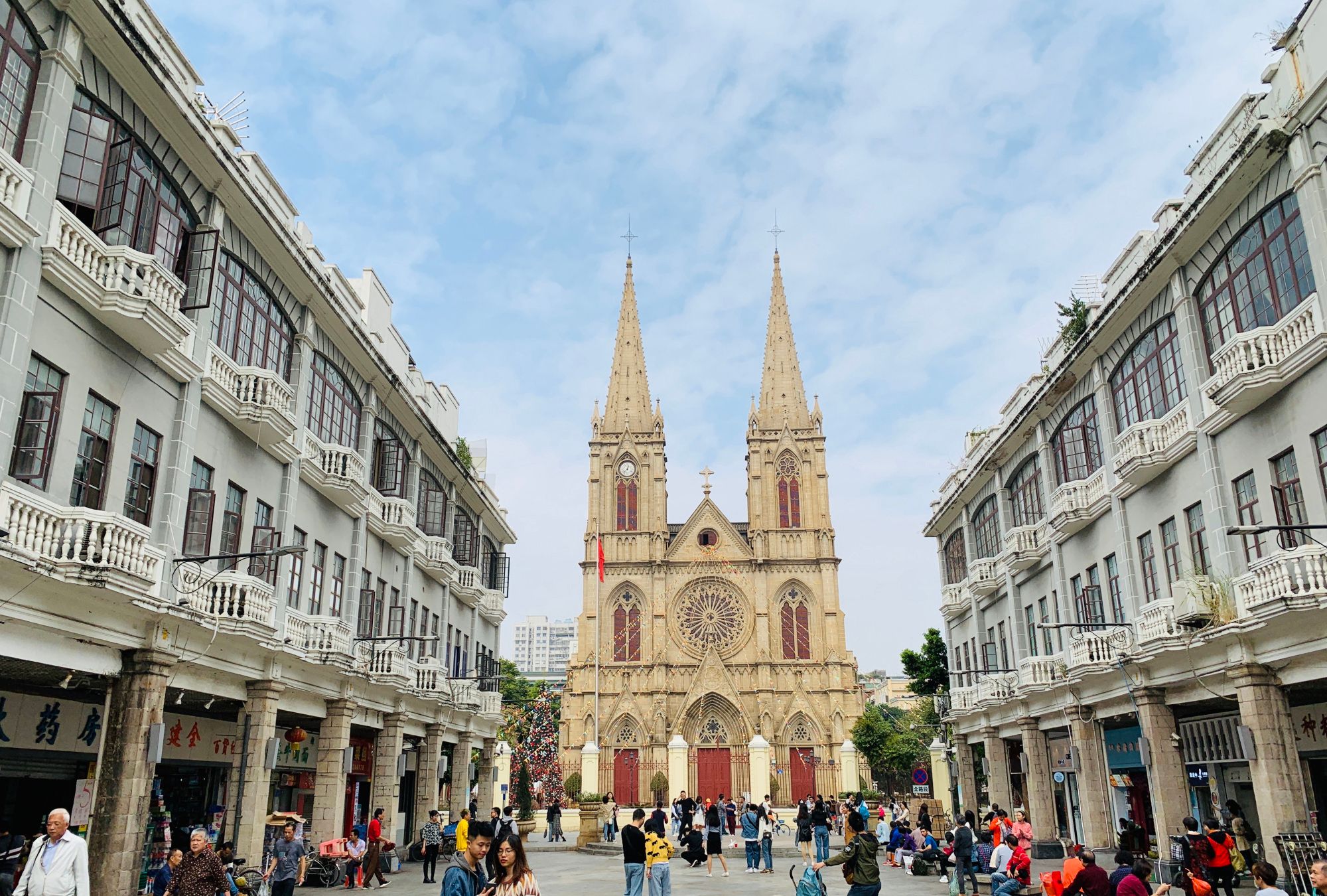 广州最美百年古建,地位堪比巴黎圣母院,门票免费广东人都来参观