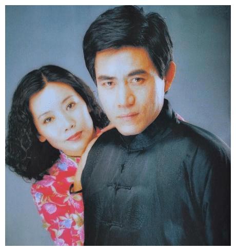 夫妻, 但在《大宅门》中却饰演一对母子|赵玲琪|大宅门|母子_新浪新闻