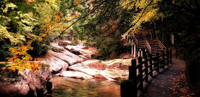 暑假旅游景点排行_湖北景点排行榜前十名(湖北排行榜前十名的景点有哪些)