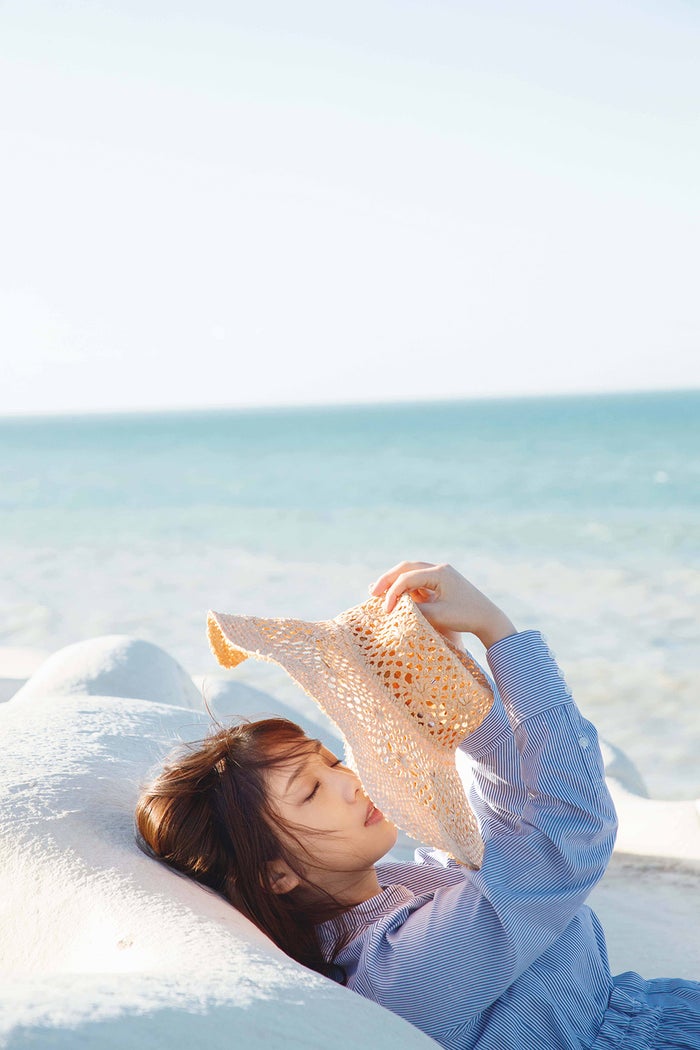 乃木坂46与田佑希首次公开成熟的黑色内衣造型