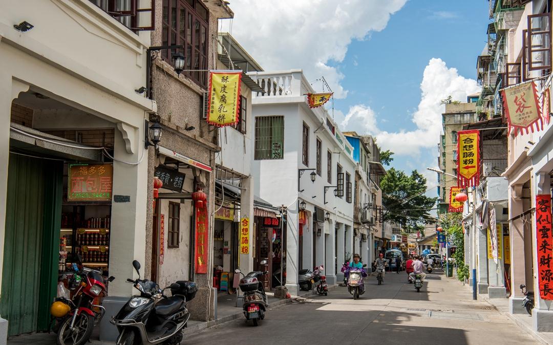 隐藏在广东潮州的老街曾经破旧濒危如今美似电影片场