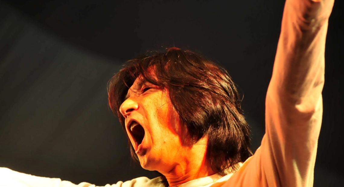 唐朝丁武:当年的摇滚领军人,如今竟成女儿奴,中国摇滚已死?