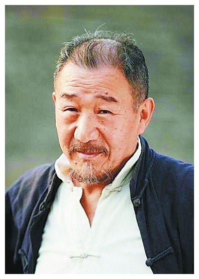 正文  苏廷石是国家一级演员,曾参演过《大秦腔》,《四世同堂》