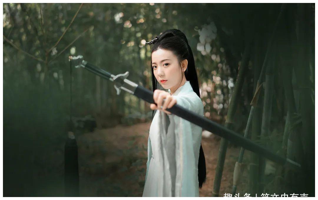 唐朝女道士爱上和尚,写下一首告白诗,将思慕之情写进骨子里,惊