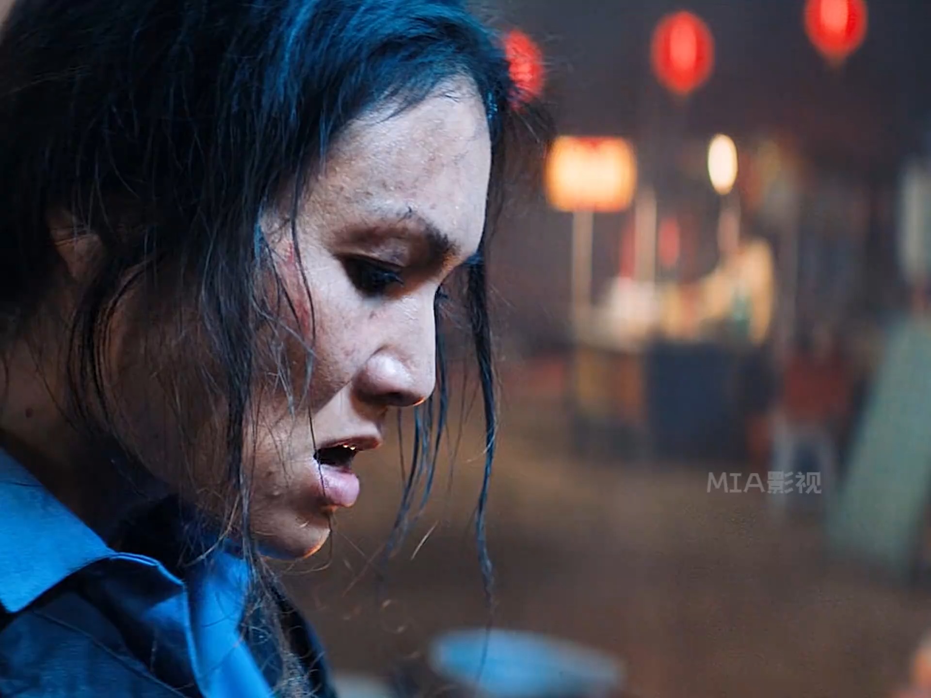 《毒液》被恶魔附体的女人不断寻找更适合的宿主