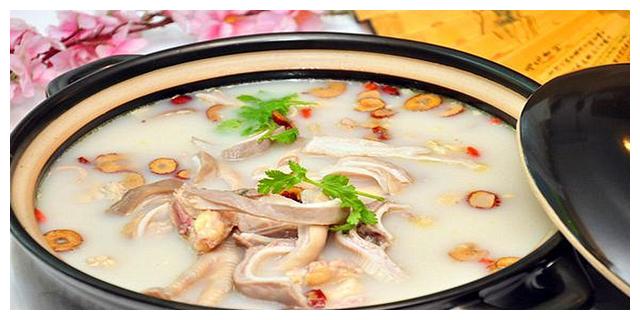 美食湖南,经典湘菜——口蘑汤泡肚,肚尖脆嫩,汤清鲜香扑面来