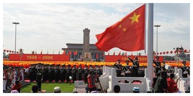 老山战役最悲壮的插旗是真是假一保安笑称照片上就是我