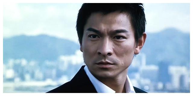 刘德华出道四十年,哪一年是他的颜值巅峰?应该是这一年__财经头条