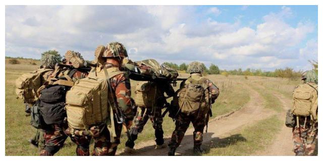 拥有“免死金牌”的兵种！战场上手无寸铁随便跑，敌军见了都得躲休闲区蓝鸢梦想 - Www.slyday.coM