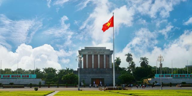 越南第二大城市，做过多个朝代都城，已有千余年历史