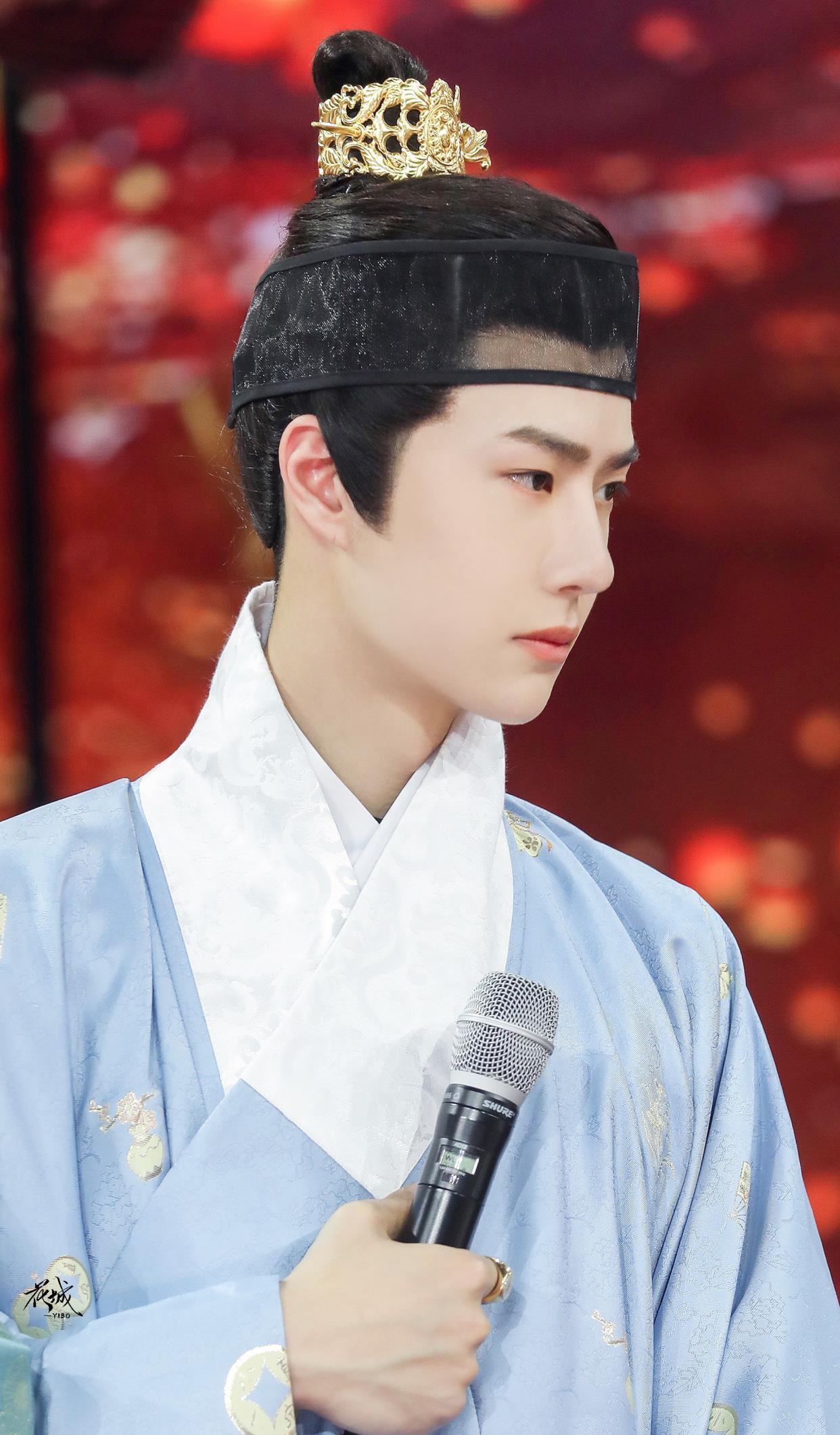 好一位翩翩俏公子王一博汉服亮相带来新惊喜设计师说只此一件