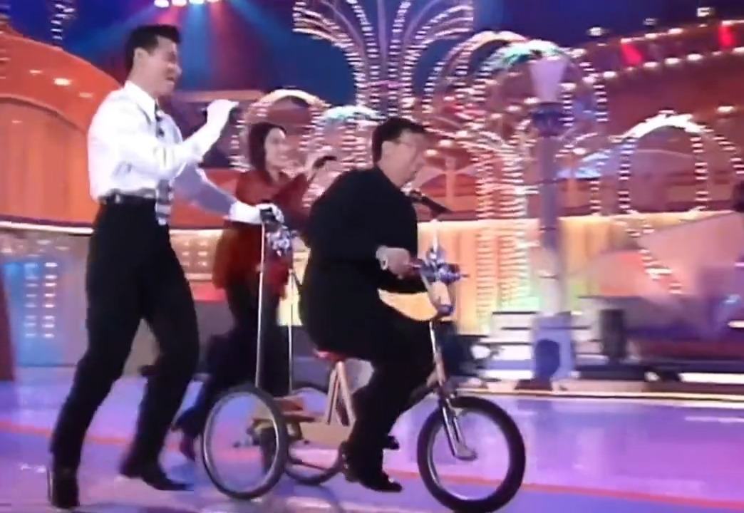 张学友林忆莲 问谁领风骚音乐现场 张学友 林忆莲 音乐分享