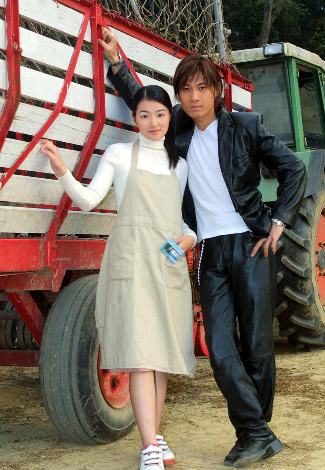 陈怡蓉主演的「薰衣草」在6日迎来开播20年的日子,这部偶像剧带给不少