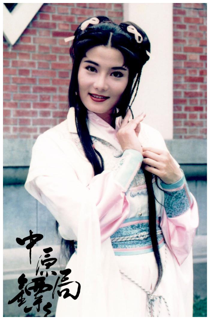 对美女也是非常感兴趣的,之前就表示对杨丽菁扮演的莫愁女侠非常的