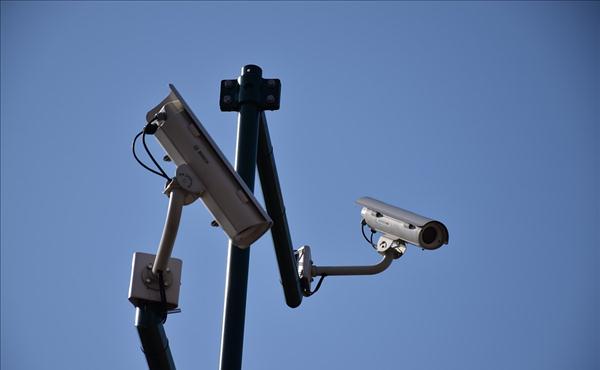 北京电子眼升级!下月起可拍打手机,不系安全带等行为