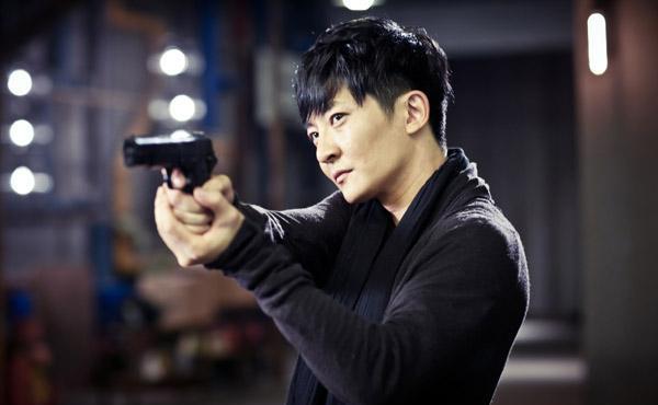 《对手》郭京飞从男配到男主靠的是运气还是演技__财经头条