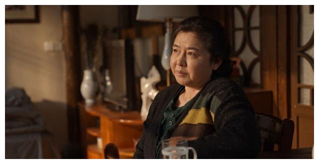 《乔家的儿女》乔祖望有多精明，到死都不让曲阿英拿自己一砖一瓦休闲区蓝鸢梦想 - Www.slyday.coM