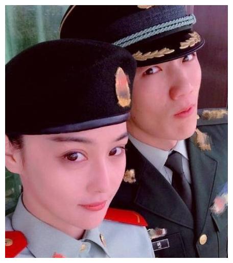 张馨予何捷的爷爷参加过抗美援朝军嫂张馨予的背景也很了不起,还有一