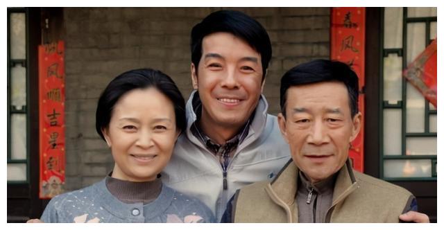 婆婆专业户刘莉莉近照年过六旬仍身体硬朗优雅老去胜过一切