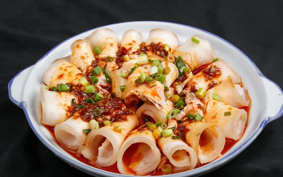 蒜泥白肉煮肉前多加1步肉质不腻味切片不散更好吃