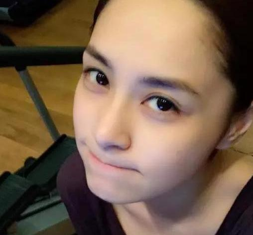 带你看看钟欣潼在<a href=