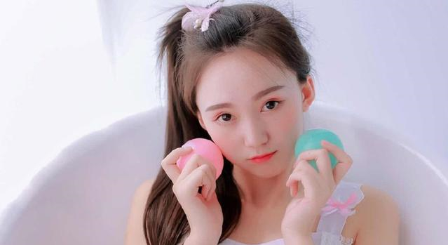 在喜欢的人面前放不开,很容易害羞的星座!休闲区蓝鸢梦想 - Www.slyday.coM 在喜欢的人面前放不开,很容易害羞的星座!休闲区蓝鸢梦想 - Www.slyday.coM