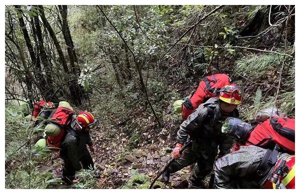 两个误区，两个原因，4名地质人员哀牢山诡异死亡或因雷击？休闲区蓝鸢梦想 - Www.slyday.coM