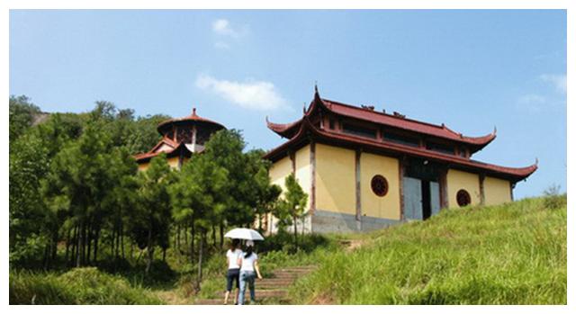 义乌市旅游景点铜山岩